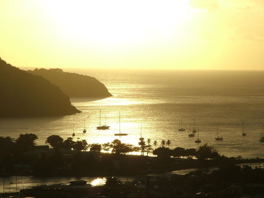 Italian Guesthouse Gros Islet Room photo