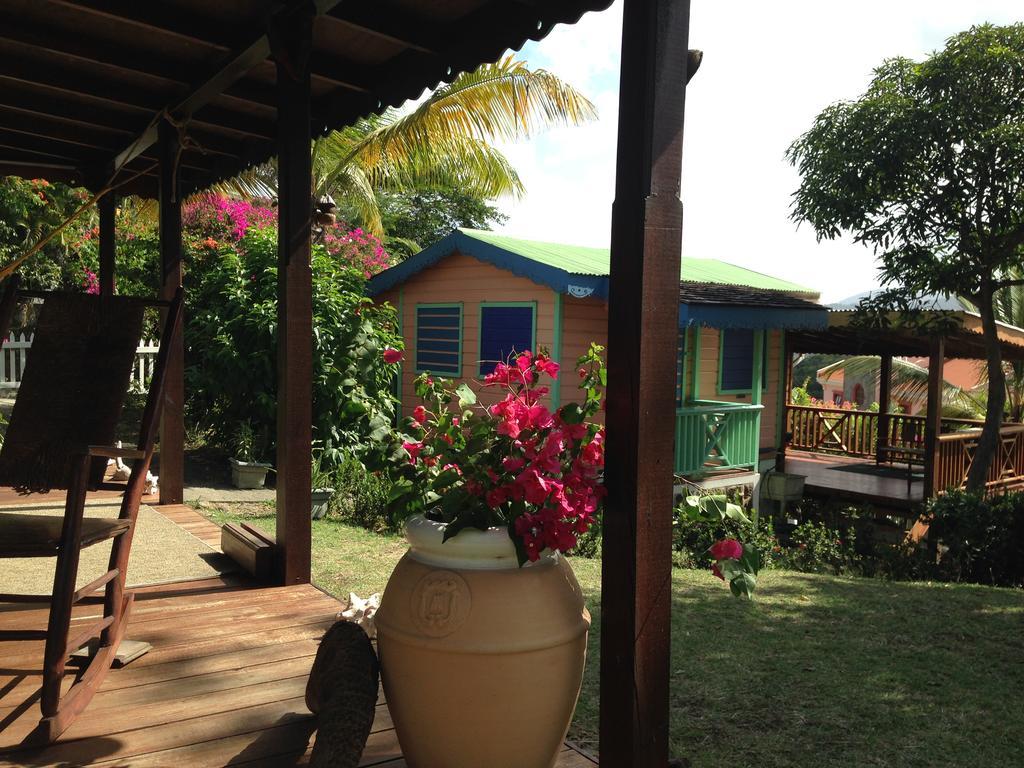 Italian Guesthouse Gros Islet Exterior photo